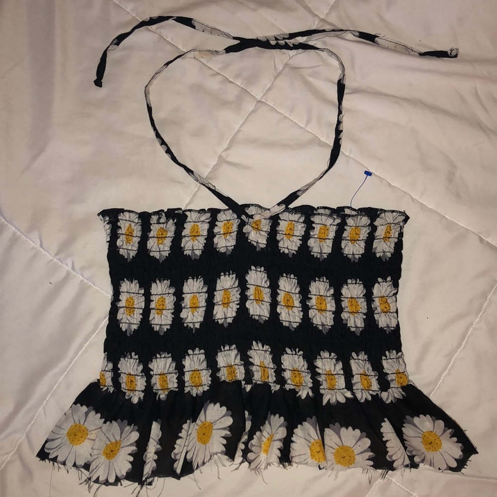 Daisy printed crop top